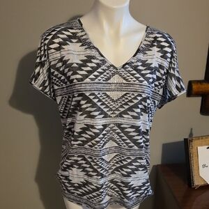 INC International Concepts Black and White Patterned Tee